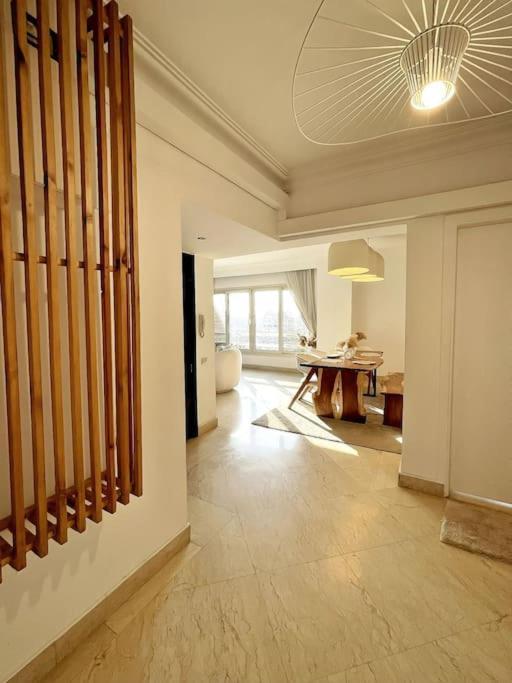Apartment Nile Zamalek-luxurious Retreat *